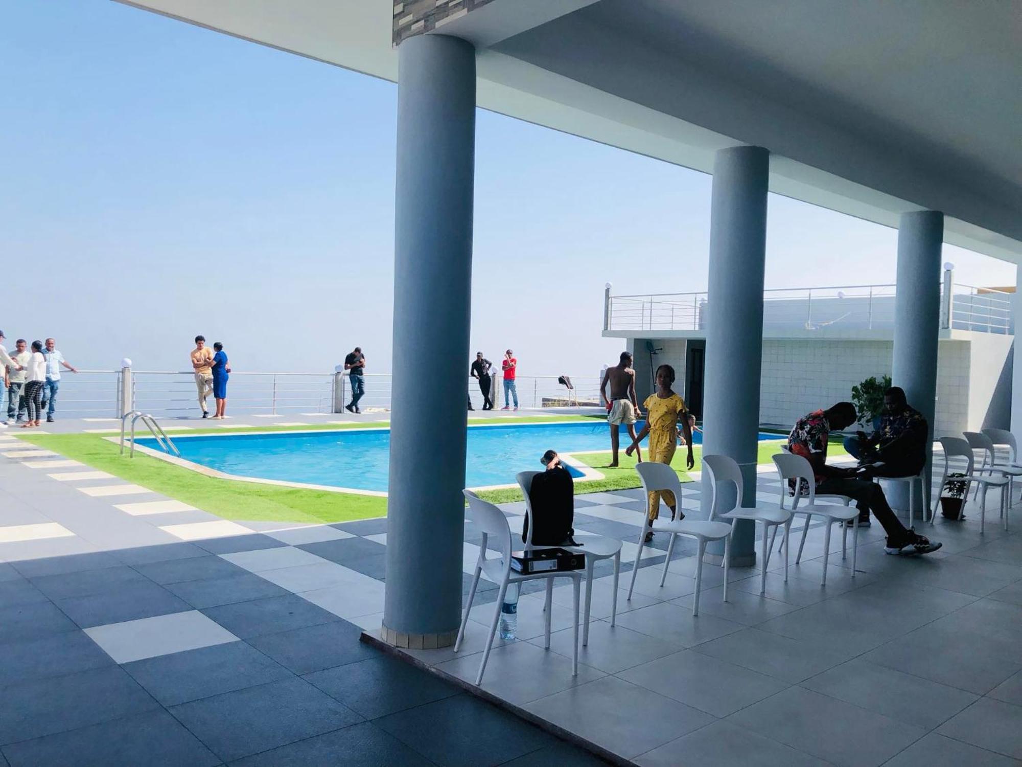 Edificio Cosec Hotel Cova Figueira Экстерьер фото