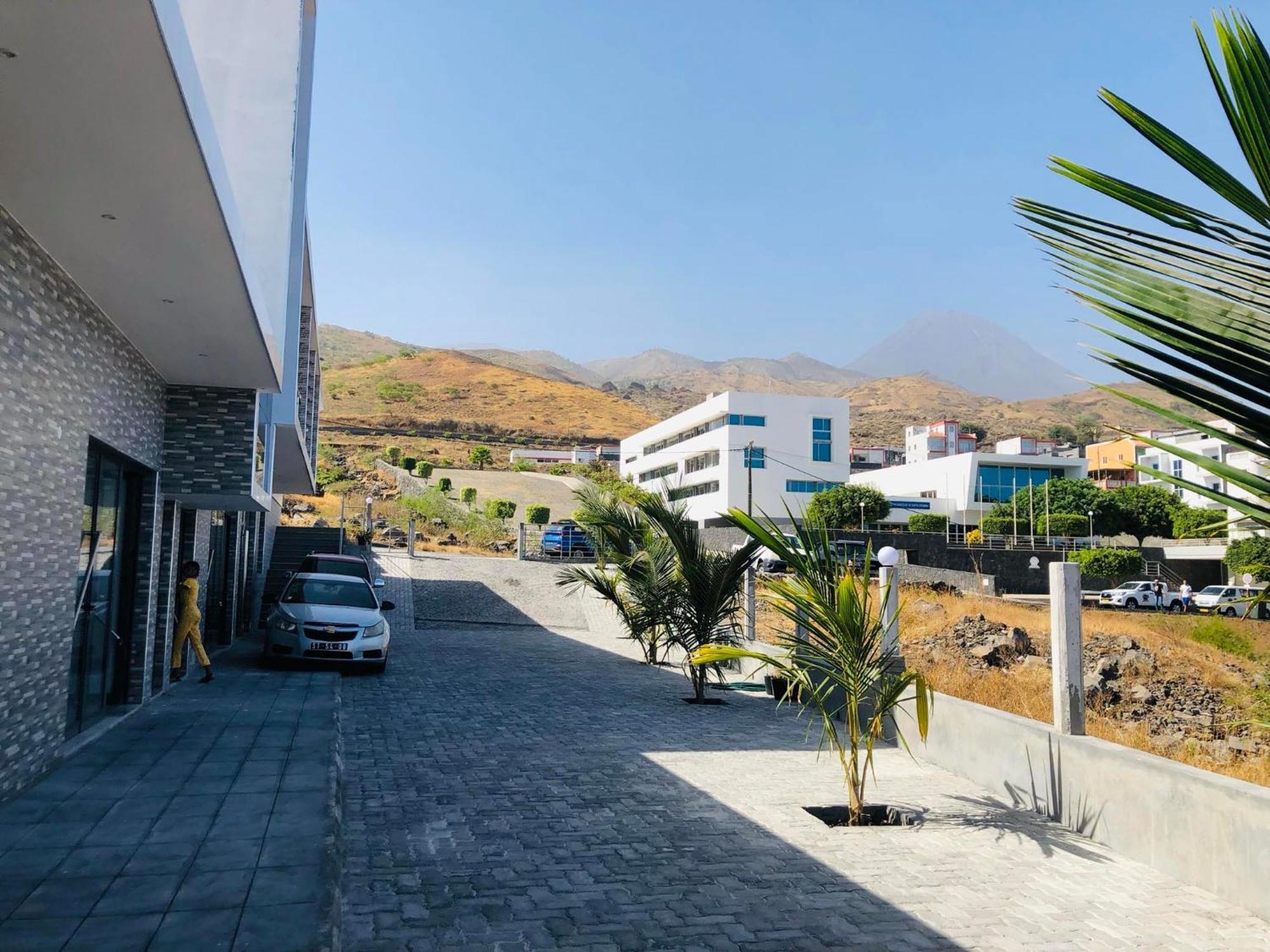 Edificio Cosec Hotel Cova Figueira Экстерьер фото